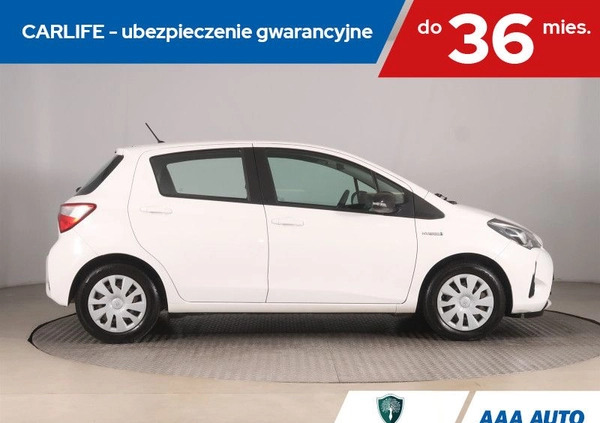 Toyota Yaris cena 45000 przebieg: 147068, rok produkcji 2017 z Baranów Sandomierski małe 326
